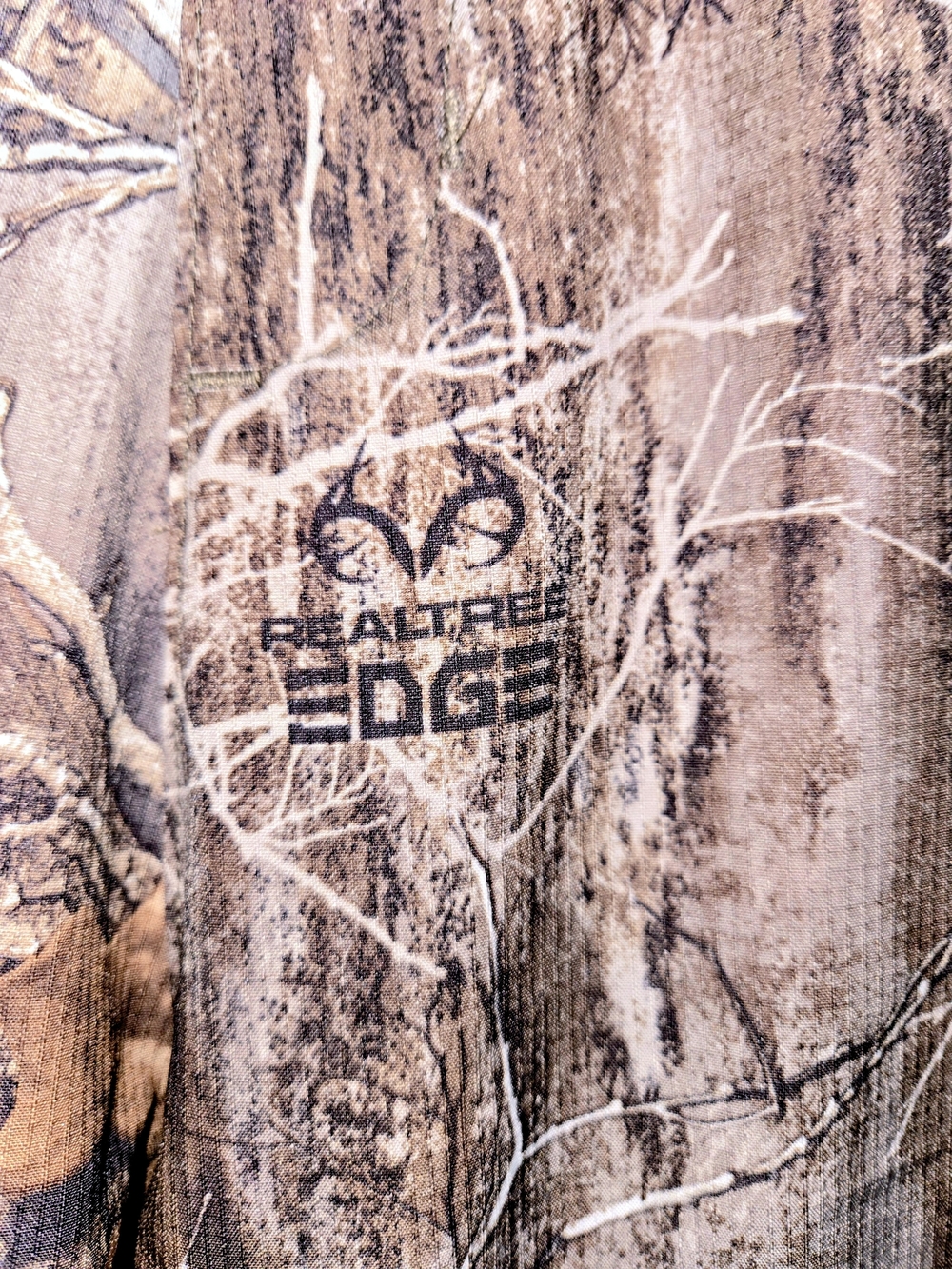 Magellan Outdoors Women's XXL Camo Roll-Up Pants - Realtree Brown/Green - Picture 5 of 16